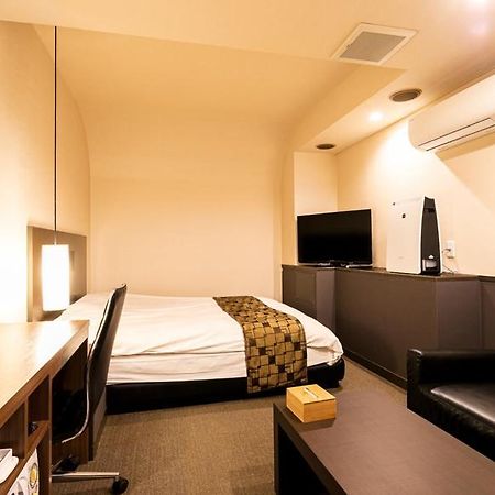 Hotel Double Фунабаши Екстериор снимка
