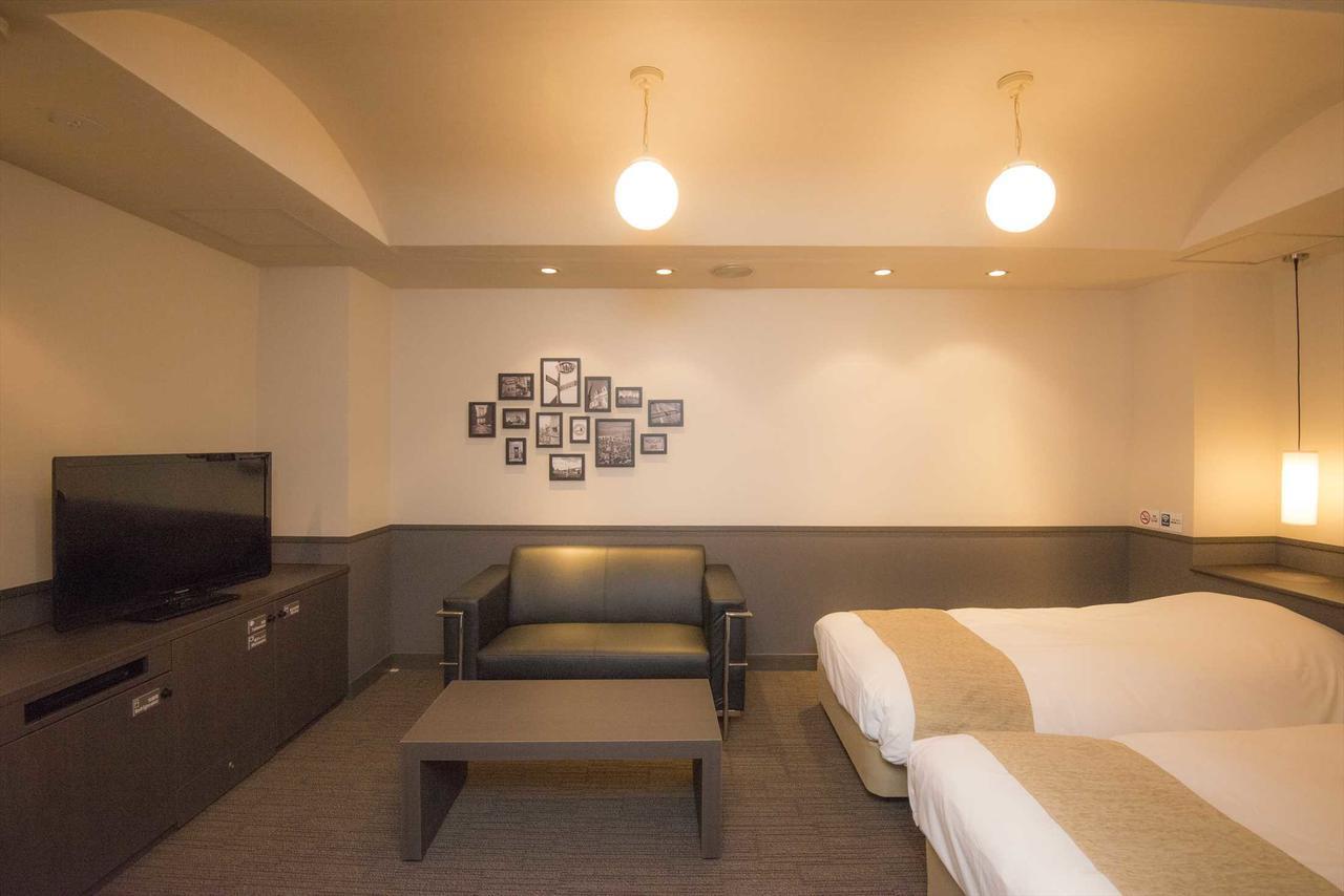 Hotel Double Фунабаши Екстериор снимка